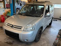 Silber Gebraucht 2007 Citroën Berlingo Van / Kleinbus | 1.900 € (Fairer Preis)