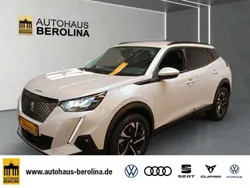 Weiß Gebraucht 2021 Peugeot 2008 Allure SUV | 19.980 € (Fairer Preis)