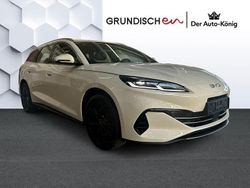 Beige Neu 2026 BYD Seal Boost Limousine | 39.490 € (Etwas zu teuer)