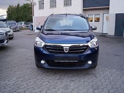 Blau Gebraucht 2015 Dacia Lodgy Celebration Van / Kleinbus | 4.990 € (Guter Preis)