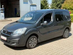 Grau Gebraucht 2016 Peugeot Partner Comfort Van / Kleinbus | 8.990 € (Fairer Preis)