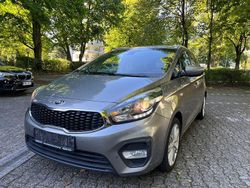 Silber Gebraucht 2017 Kia Carens DREAM-TEAM Edition Van / Kleinbus | 7.699 € (Guter Preis)