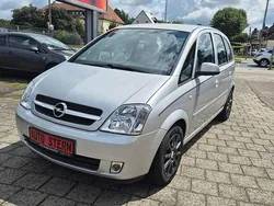 Silber Gebraucht 2005 Opel Meriva Edition Van / Kleinbus | 2.550 € (Fairer Preis)