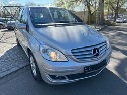 Silber Gebraucht 2005 Mercedes B200 Van / Kleinbus | 3.800 € (Fairer Preis)