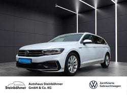 Gletscherweiss (weiß) Gebraucht 2022 VW Passat GTE Kombi | 22.945 € (Guter Preis)