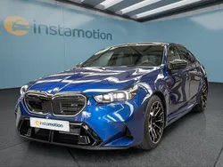 Blau Neu 2025 BMW 535 Limousine | 147.949 €