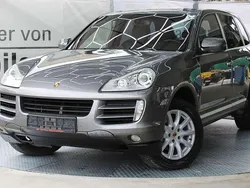 Meteorgrau Gebraucht 2010 Porsche Cayenne SUV | 17.450 € (Superpreis)
