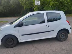 Weiß Gebraucht 2009 Renault Twingo Kleinwagen | 1.500 € (Guter Preis)
