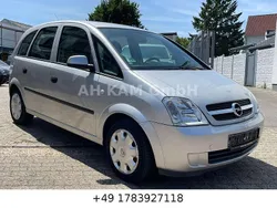 Silber Gebraucht 2004 Opel Meriva Cosmo Van / Kleinbus | 3.250 € (Etwas zu teuer)
