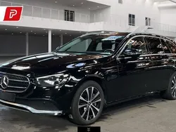 Schwarz unilack Gebraucht 2021 Mercedes E300 Avantgarde Kombi | 26.750 € (Guter Preis)