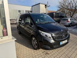 Schwarz Gebraucht 2017 Mercedes V250 Avantgarde Van / Kleinbus | 35.500 € (Guter Preis)