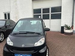 Schwarz Gebraucht 2011 Smart ForTwo Coupé Kleinwagen | 3.500 € (Fairer Preis)