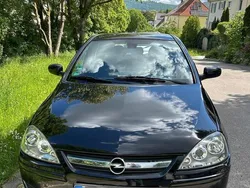 Schwarz Gebraucht 2005 Opel Corsa Kleinwagen | 1.600 € (Fairer Preis)
