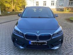 Schwarz Gebraucht 2019 BMW 225 Active Tourer iPerformance Van / Kleinbus | 16.900 € (Fairer Preis)