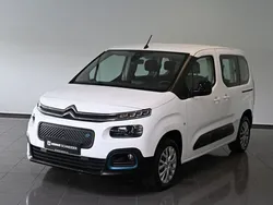 Weiß Gebraucht 2022 Citroën e-Berlingo Feel Van / Kleinbus | 21.750 € (Etwas zu teuer)