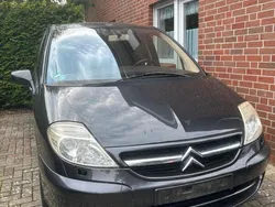Schwarz Gebraucht 2005 Citroën C8 Van / Kleinbus | 1.200 € (Etwas zu teuer)