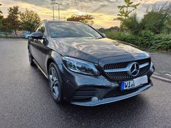 Grau Gebraucht 2020 Mercedes C300e AMG line Kombi | 31.500 € (Etwas zu teuer)