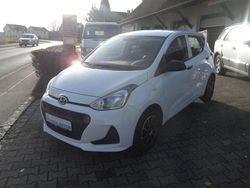 Polar white / sol Gebraucht 2019 Hyundai i10 Select Kleinwagen | 8.500 € (Guter Preis)