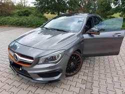Grau Gebraucht 2015 Mercedes CLA45 AMG Shooting Brake AMG Kombi | 29.750 € (Teuer)