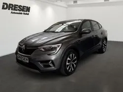 Grau Gebraucht 2022 Renault Arkana Equilibre SUV | 20.700 € (Fairer Preis)