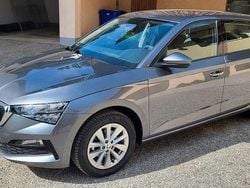 Grau Gebraucht 2024 Skoda Scala Drive Kleinwagen | 19.900 € (Superpreis)