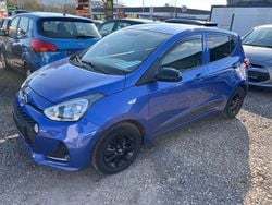 Blau Gebraucht 2018 Hyundai i10 Passion Kleinwagen | 7.990 € (Fairer Preis)