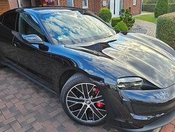 Schwarz Gebraucht 2022 Porsche Taycan 4S Performance Package Limousine | 59.700 €