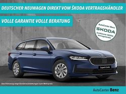 Blau Neu 2025 Skoda Superb Essence Kombi | 38.990 € (Superpreis)