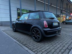 Schwarz Gebraucht 2002 Mini Cooper Kleinwagen | 2.870 €