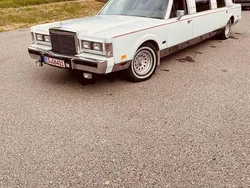 Weiß Gebraucht 1989 Lincoln Town Car Limousine | 8.500 €