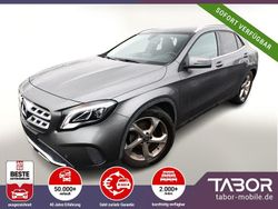 Grau Gebraucht 2017 Mercedes GLA180 Urban SUV | 17.488 € (Fairer Preis)