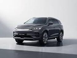 Grau Neu 2025 BYD Tang SUV | 75.000 €