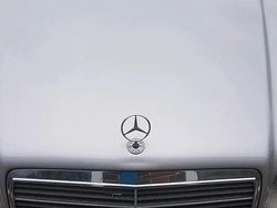 Silber Gebraucht 1992 Mercedes 300 Coupé | 8.000 €