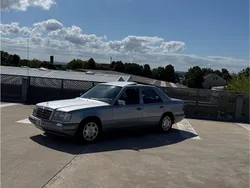 Silber Gebraucht 1994 Mercedes E280 Limousine | 10.999 €