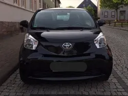 Schwarz Gebraucht 2009 Toyota iQ Kleinwagen | 5.600 € (Fairer Preis)