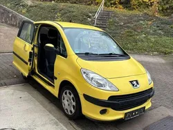 Gebraucht 2005 Peugeot 1007 Premium Kleinwagen | 1.000 € (Superpreis)