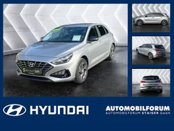 Shimmering silver / met Gebraucht 2022 Hyundai i30 Edition 30+ Limousine | 17.990 € (Fairer Preis)