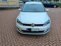 Weiß Gebraucht 2013 VW Golf VII Comfortline Limousine | 7.950 € (Fairer Preis)