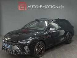 Midnight schwarz metallic Gebraucht 2024 Cupra Leon Limousine | 34.744 € (Etwas zu teuer)