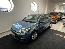 Gebraucht 2016 Hyundai i20 Classic Limousine | 7.999 € (Fairer Preis)