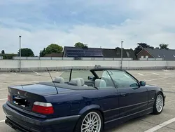 Blau Gebraucht 1998 BMW 320 Cabriolet Exclusive Cabrio | 5.000 € (Guter Preis)