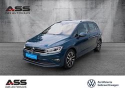 Grün Gebraucht 2018 VW Golf Sportsvan Join Van / Kleinbus | 16.990 € (Etwas zu teuer)