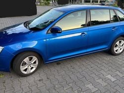 Schwarz Gebraucht 2018 Skoda Rapid Active Kombi | 7.700 € (Guter Preis)