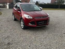 Rot Gebraucht 2016 Ford Kuga Titanium SUV | 10.200 € (Guter Preis)