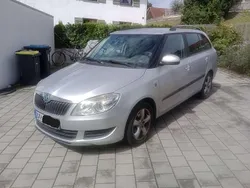 Grau Gebraucht 2011 Skoda Fabia Family Kombi | 2.000 € (Superpreis)