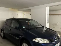 Blau Gebraucht 2004 Renault Mégane II Dynamique Limousine | 2.800 € (Etwas zu teuer)