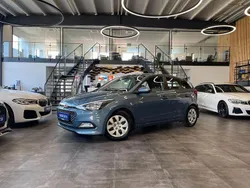 Blau Gebraucht 2017 Hyundai i20 Limousine | 7.999 € (Fairer Preis)