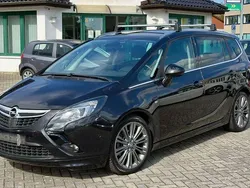 Schwarz Gebraucht 2016 Opel Zafira Tourer OPC Van / Kleinbus | 12.899 € (Fairer Preis)
