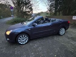 Blau Gebraucht 2008 Ford Focus Cabriolet Titanium Cabrio | 4.990 € (Fairer Preis)