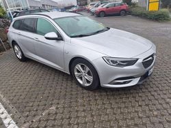 Silber Gebraucht 2019 Opel Insignia Dynamic Kombi | 14.500 € (Guter Preis)